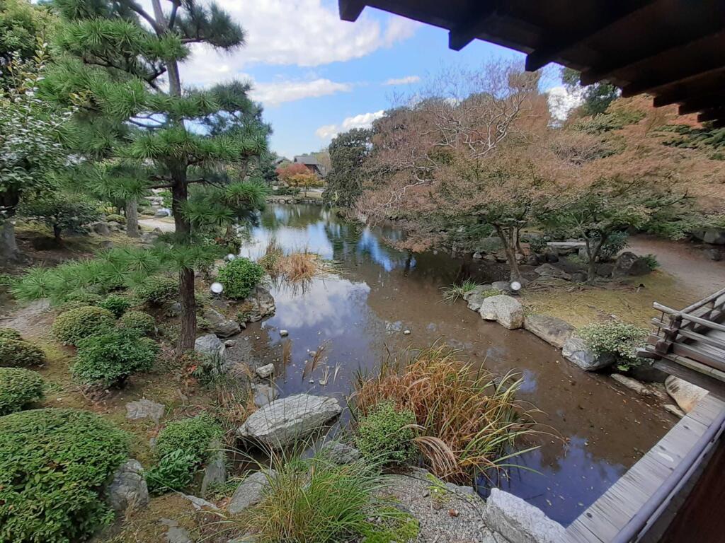 渉成園